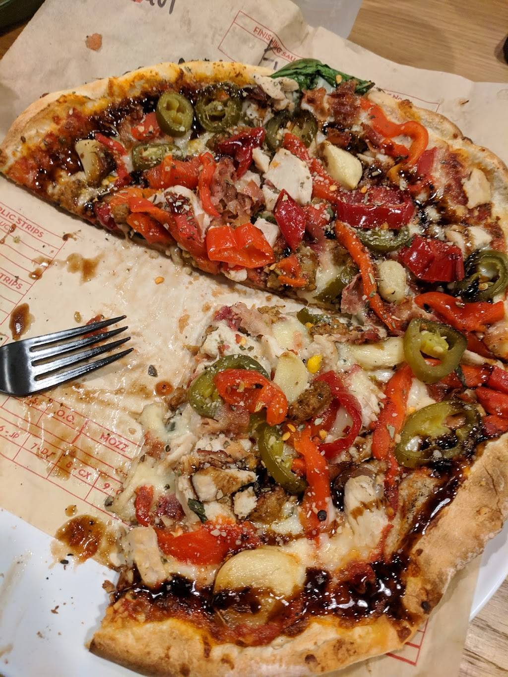 MOD Pizza | restaurant | SMOKETOWN PLAZA, 13800 Smoketown Rd, Woodbridge, VA 22192, USA | 5712600066 OR +1 571-260-0066
