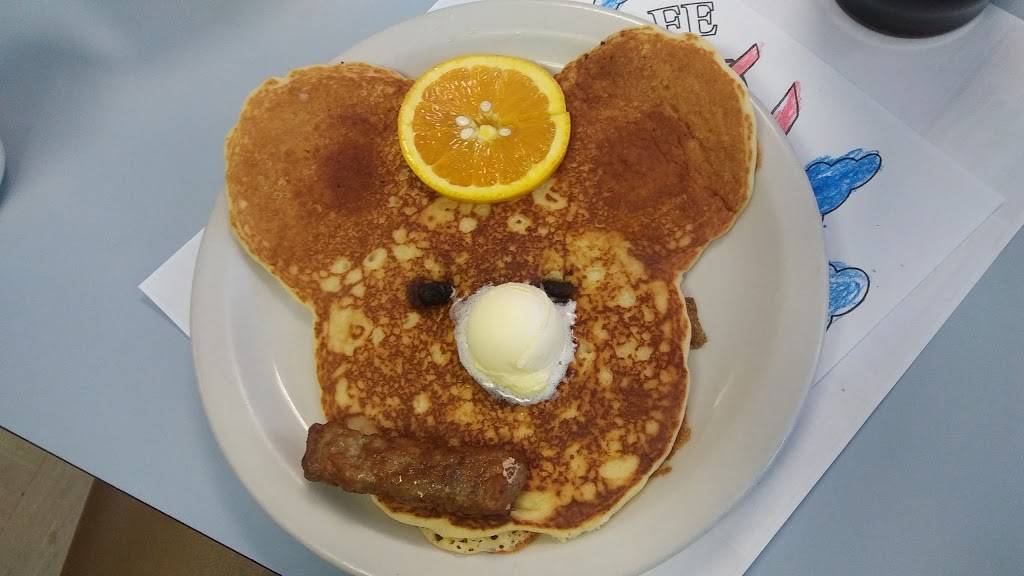 Herbies Cafe | restaurant | 2007 E Laketon Ave, Muskegon, MI 49442, USA | 2317737600 OR +1 231-773-7600