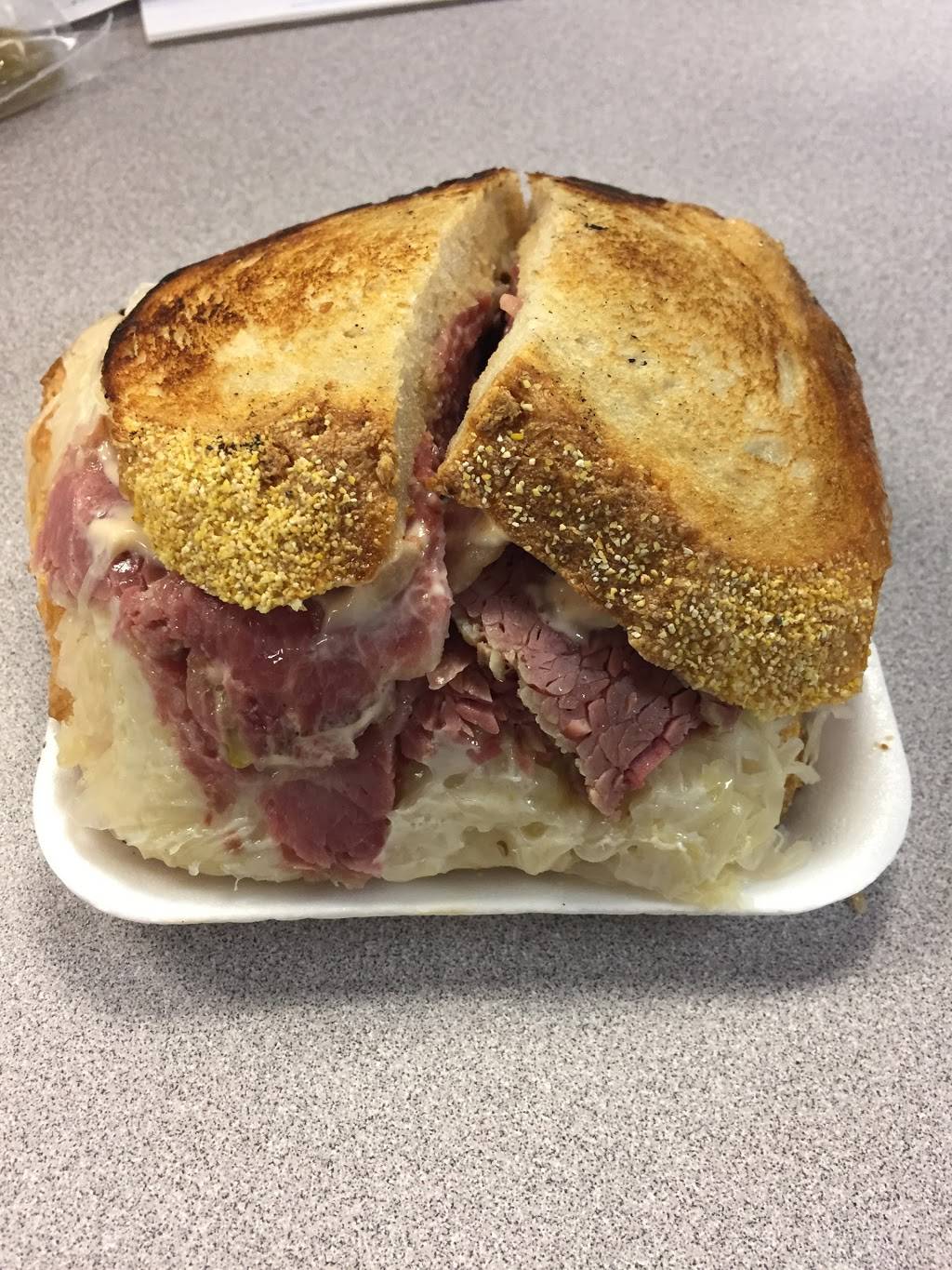 Star Deli | meal takeaway | 24555 West 12 Mile Road, Southfield, MI 48034, USA | 2483527377 OR +1 248-352-7377