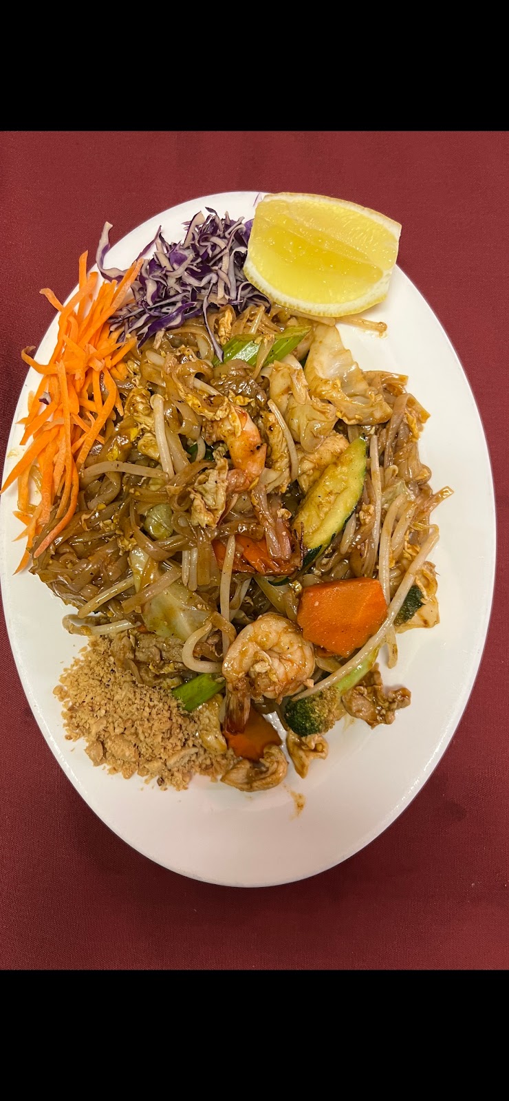 Thai Cuisine | restaurant | 235 W Main St, Turlock, CA 95380, USA | 2098158424 OR +1 209-815-8424