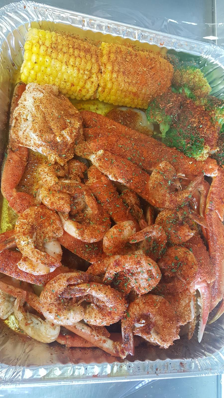 Moms Seafood | restaurant | 2312 N 29th St, Philadelphia, PA 19132, USA | 2154300103 OR +1 215-430-0103