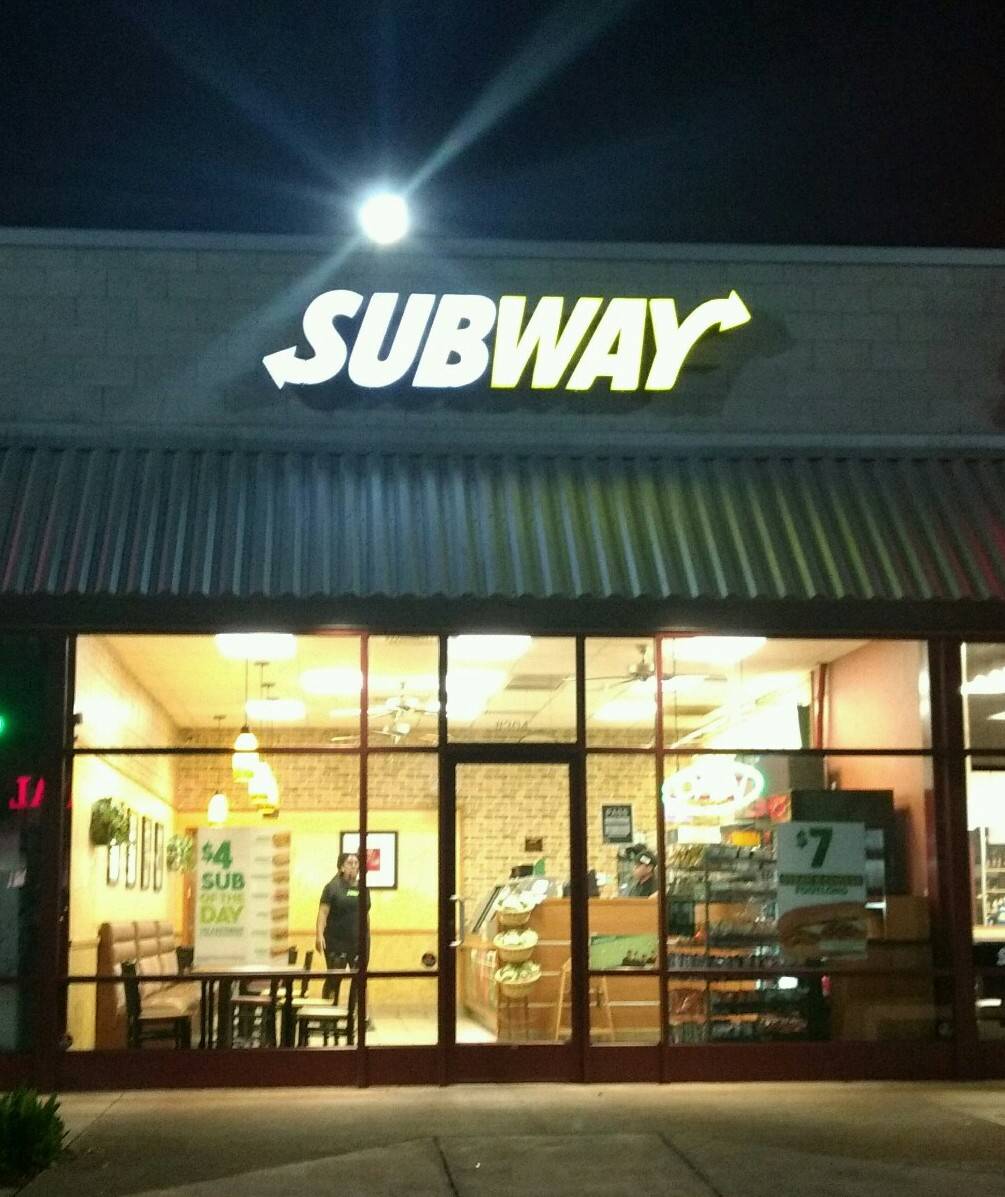 Subway | meal takeaway | 1170 Kuala Street Pad 2, Space 304, Pearl City, HI 96782, USA | 8084555295 OR +1 808-455-5295