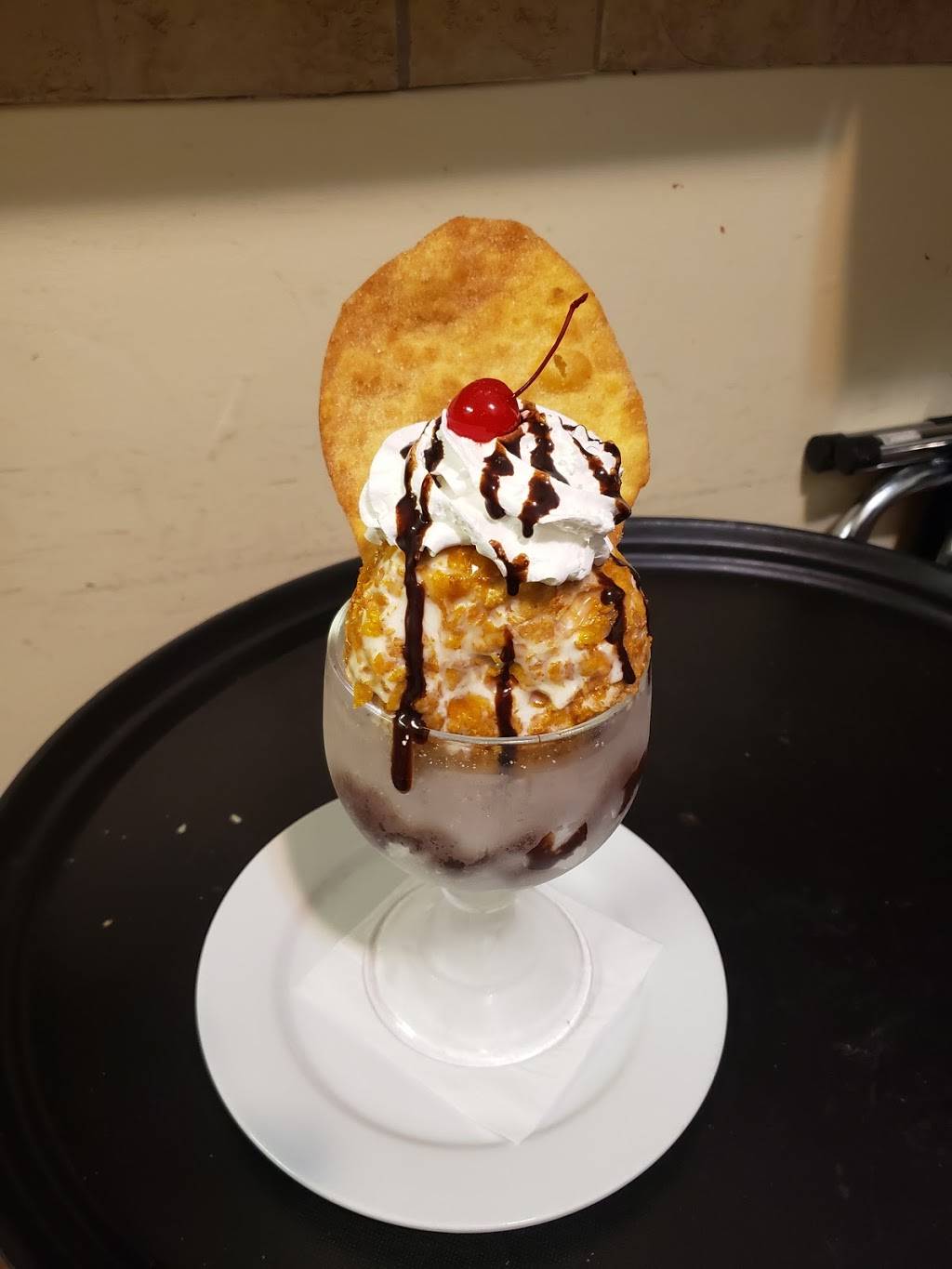 Don Gus | restaurant | 1324 W Ave I, Lancaster, CA 93534, USA | 6615828118 OR +1 661-582-8118