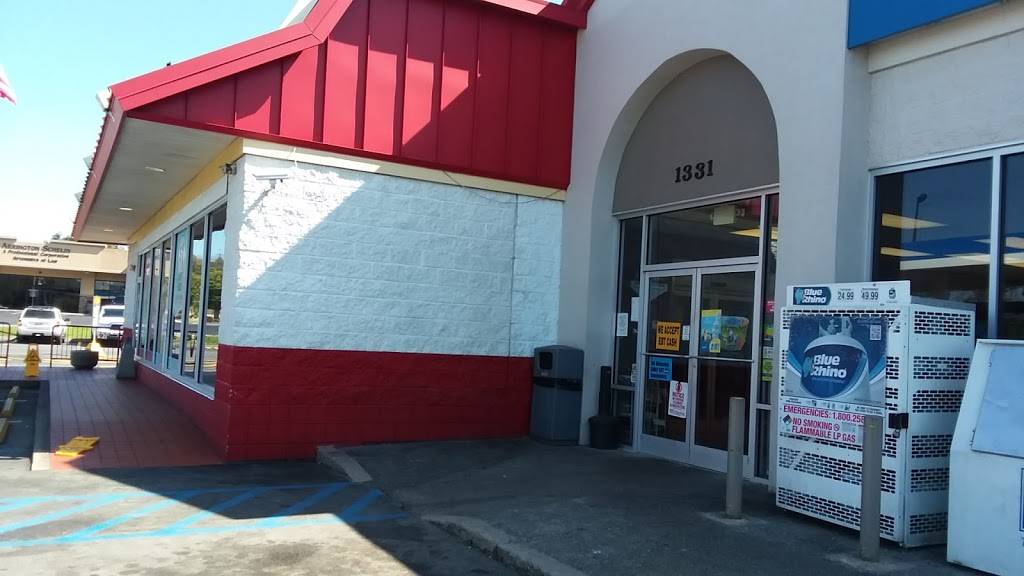 McDonalds | cafe | 1331 S John B Dennis Hwy, Kingsport, TN 37660, USA | 4232456712 OR +1 423-245-6712