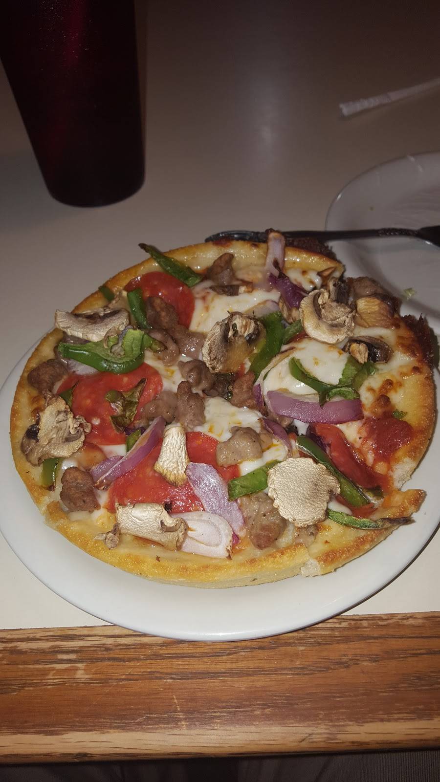 Pizza Hut | meal takeaway | 104 Liberty St, Penn Yan, NY 14527, USA | 3155364563 OR +1 315-536-4563