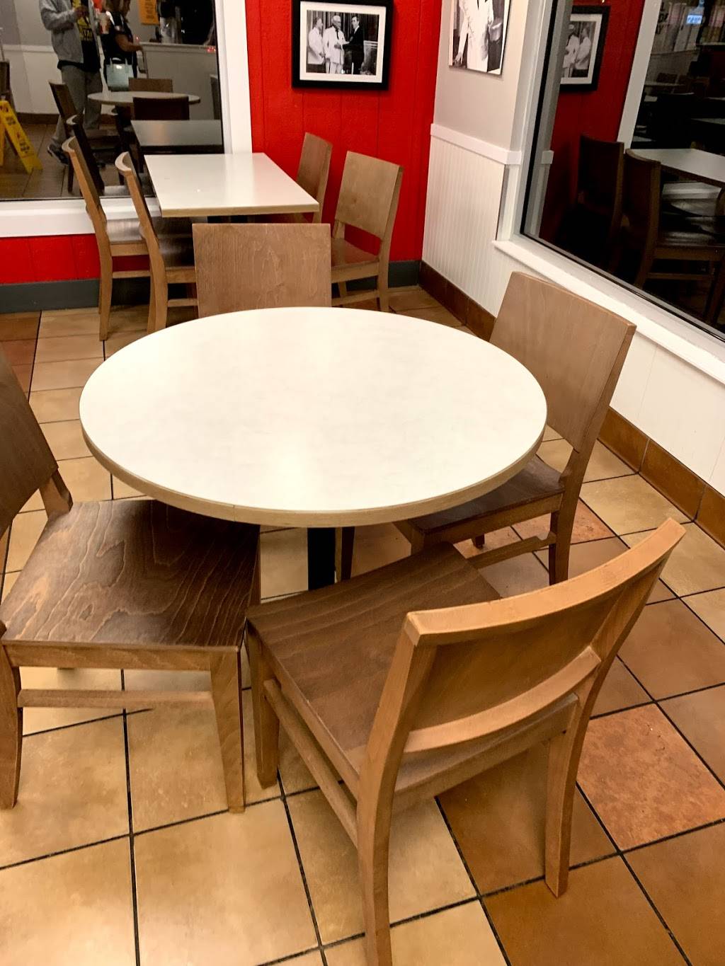 KFC | restaurant | 1907 W Irlo Bronson Memorial Hwy, Kissimmee, FL 34741, USA | 4078478531 OR +1 407-847-8531