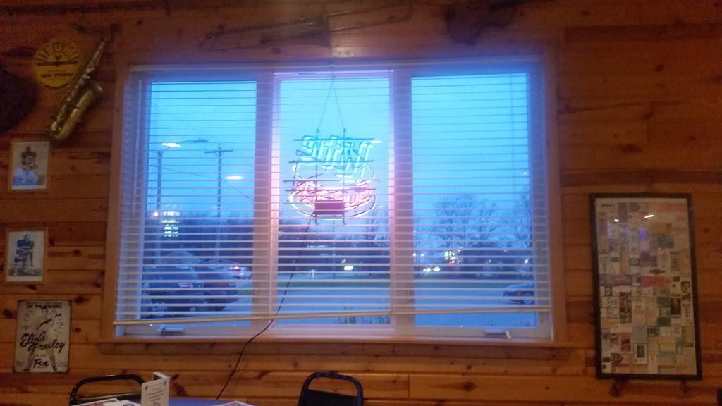 Arrow Sports Club | restaurant | 6202 Schofield Ave, Weston, WI 54476, USA | 7153592363 OR +1 715-359-2363