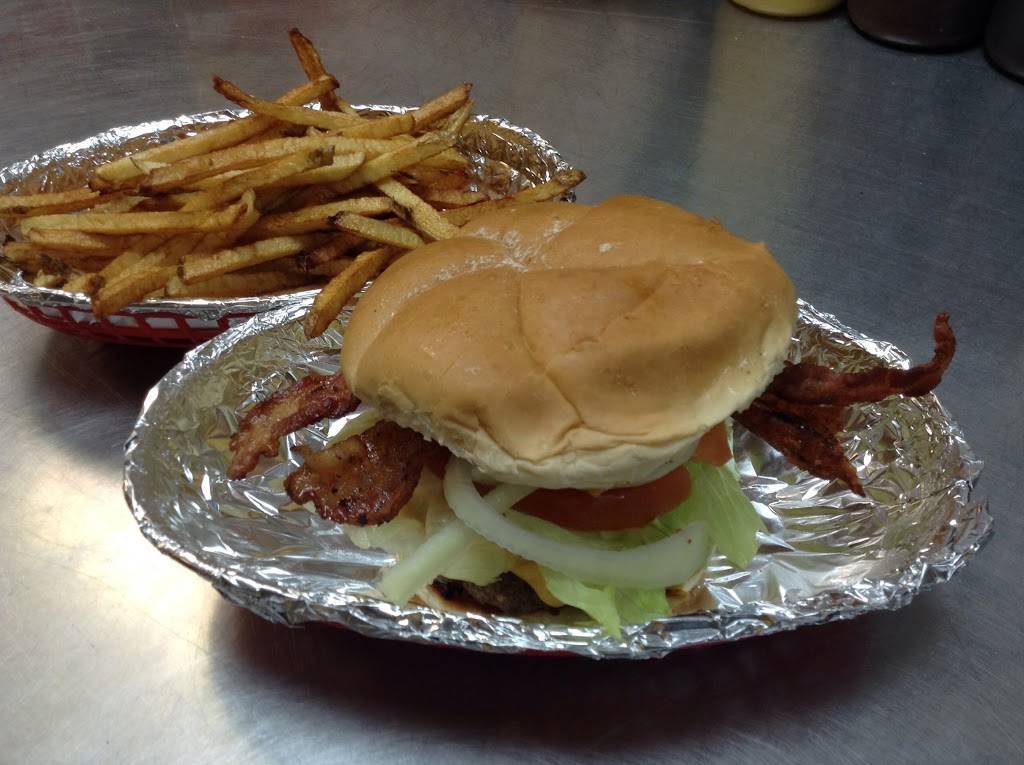 51 Wings | restaurant | 4022 Saw Mill Run Blvd, Pittsburgh, PA 15227, USA | 4128855101 OR +1 412-885-5101