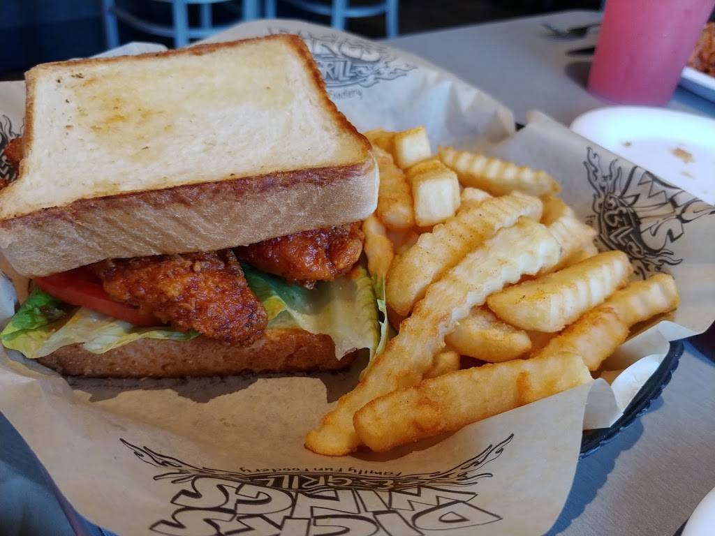 Dicks Wings and Grill Nocatee | restaurant | 100 Marketside Avenue #301, Ponte Vedra Beach, FL 32081, USA | 9048298134 OR +1 904-829-8134