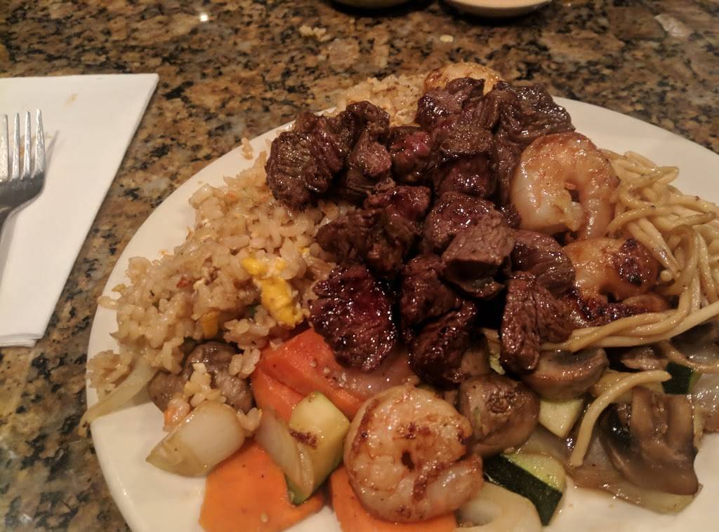 Kabuto Japanese Steak House | restaurant | 1001 E W.T. Harris Blvd, Charlotte, NC 28213, USA | 7045481219 OR +1 704-548-1219
