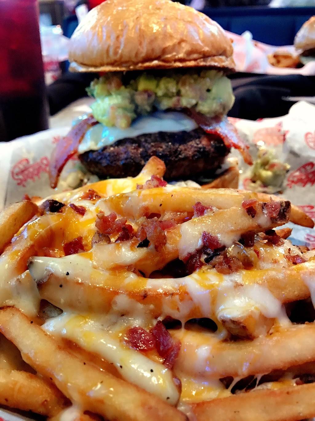 Bubbas 33 | restaurant | 200 E Loop 281, Longview, TX 75605, USA | 9032321606 OR +1 903-232-1606