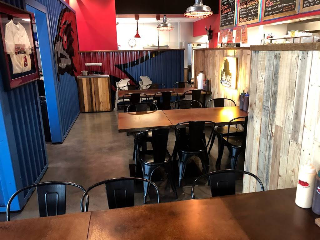 Sugarfire Smoke House | restaurant | 118 Siemers Dr, Cape Girardeau, MO 63701, USA | 5738035600 OR +1 573-803-5600