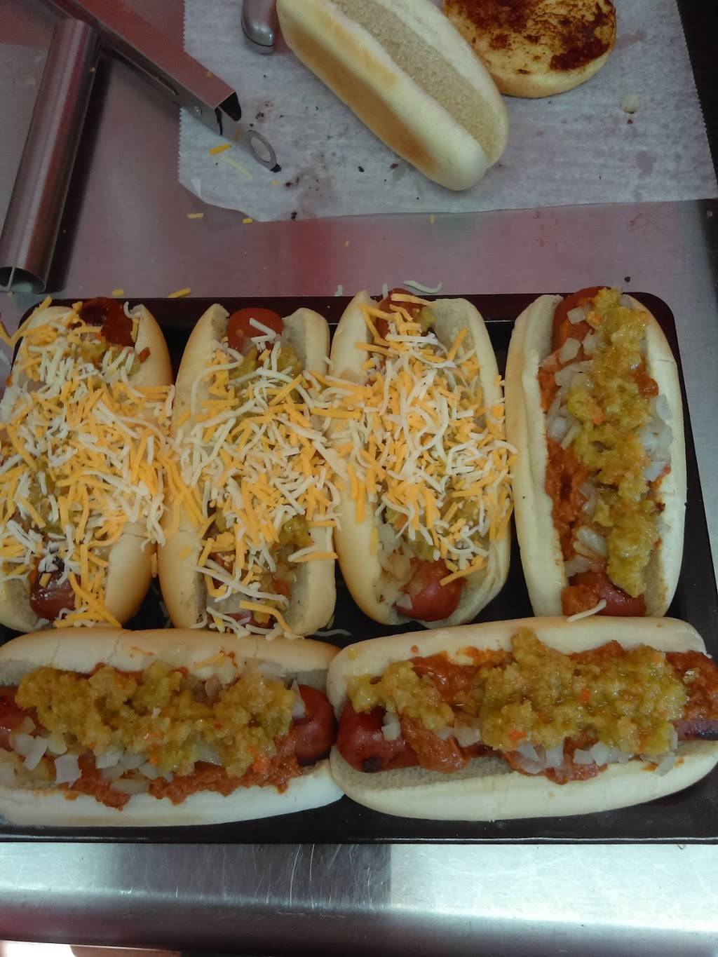 Oxford Coneys | restaurant | 1307 Oxford St, Fort Wayne, IN 46806, USA | 2602037381 OR +1 260-203-7381