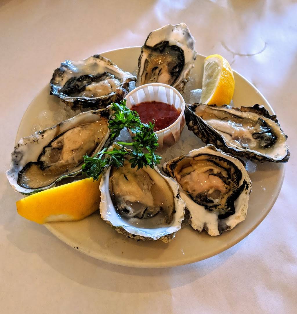 Sea Harvest | restaurant | 100 Crossroads Blvd A, Carmel-By-The-Sea, CA 93923, USA | 8316263626 OR +1 831-626-3626