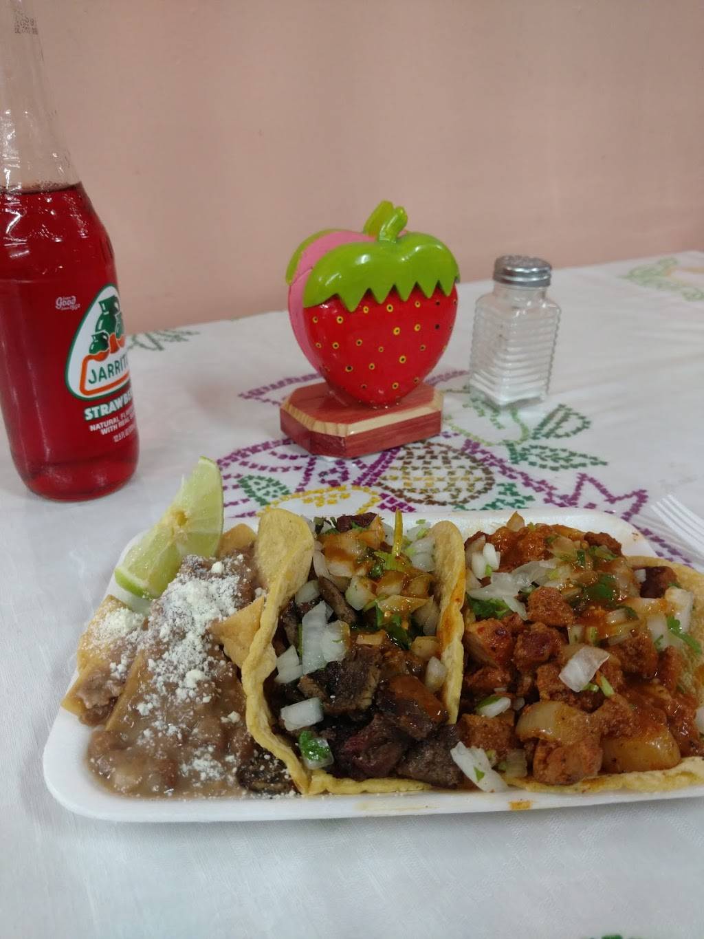 American Market | restaurant | 1710 Lake St, Glendale, CA 91201, USA | 8184857474 OR +1 818-485-7474