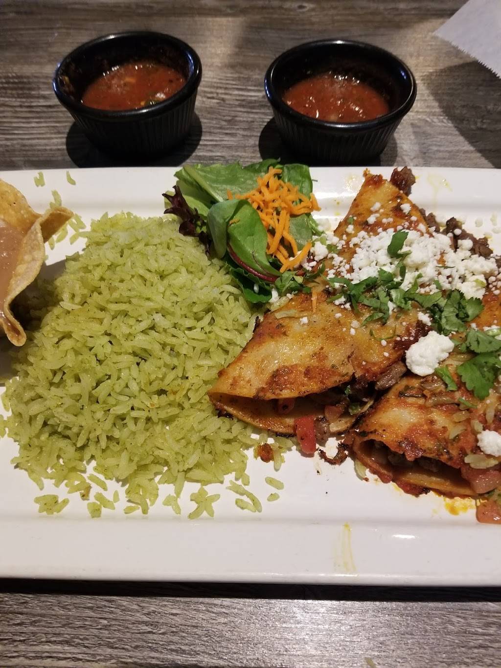 Cafe Bravo | restaurant | 1275 E F St # 7, Oakdale, CA 95361, USA | 2098473730 OR +1 209-847-3730