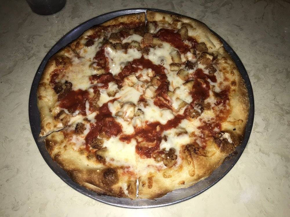 DelVecchios Pizzeria & Italian Restaurant | meal delivery | 1795 Bell Tower Ln, Weston, FL 33326, USA | 9548889494 OR +1 954-888-9494