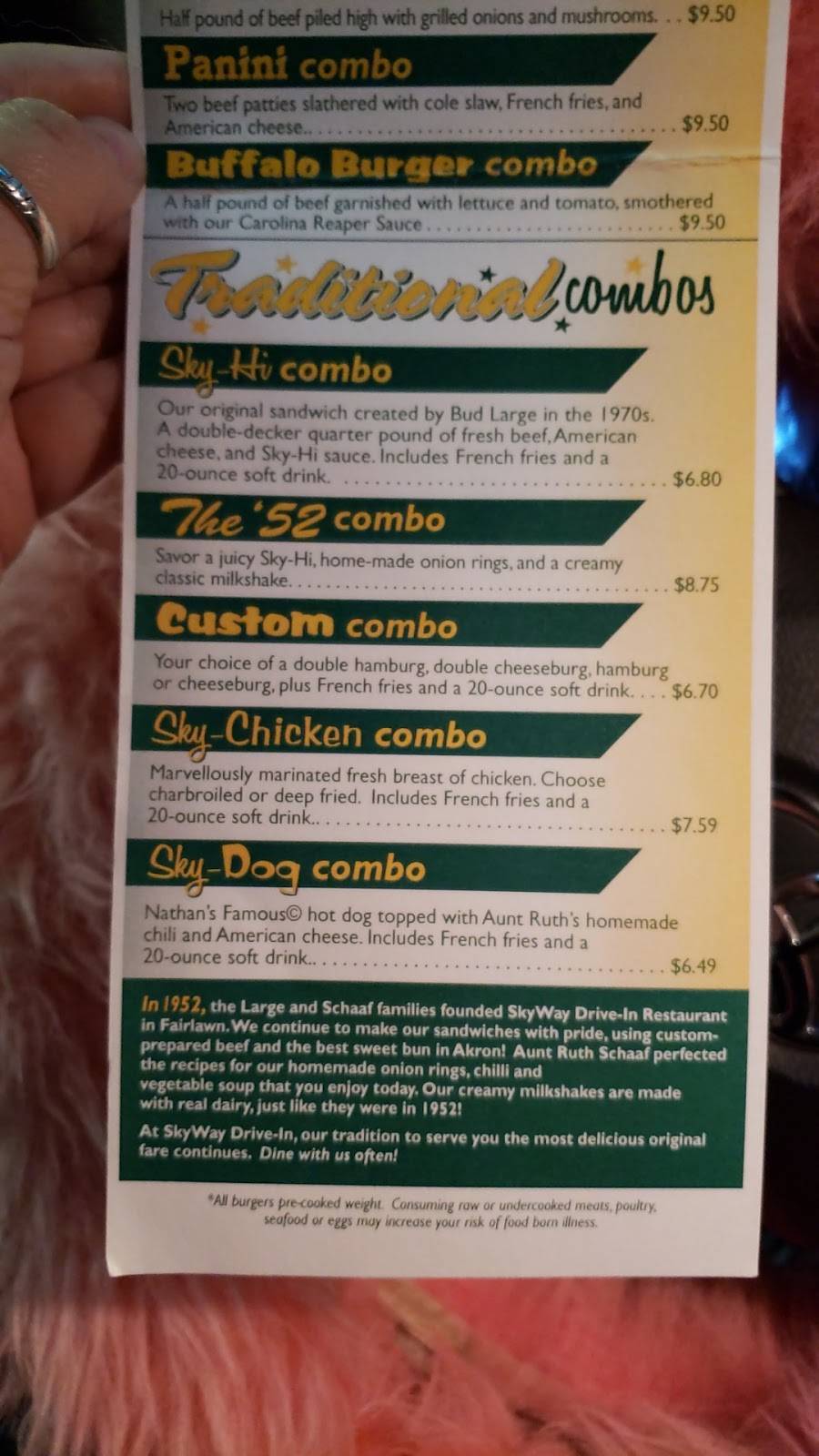 Skyway | restaurant | 2781 W Market St, Fairlawn, OH 44333, USA | 3308362806 OR +1 330-836-2806