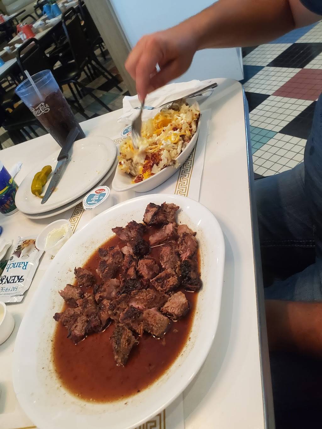 Paradise Grill & Steakhouse | restaurant | 3250 Shepherd of the Hills Expy, Branson, MO 65616, USA | 4173345405 OR +1 417-334-5405