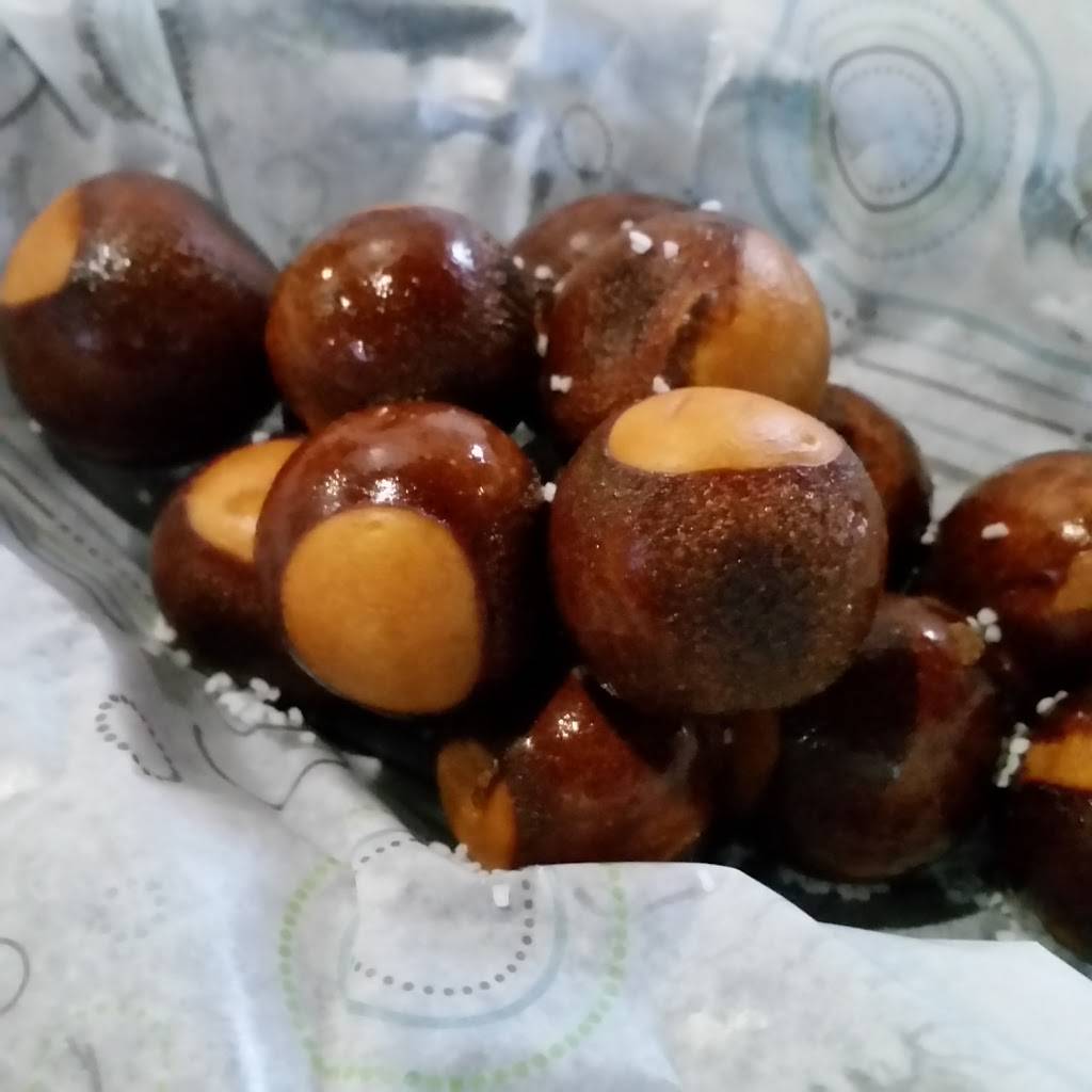 In The Drink | restaurant | 19367 Lorain Rd, Fairview Park, OH 44126, USA | 4403319200 OR +1 440-331-9200