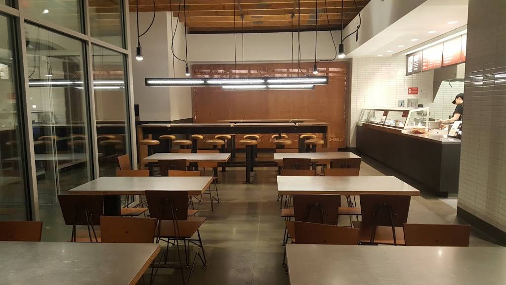 Chipotle Mexican Grill | restaurant | 6920 Mission Rd ste c, Prairie Village, KS 66208, USA | 9132621305 OR +1 913-262-1305