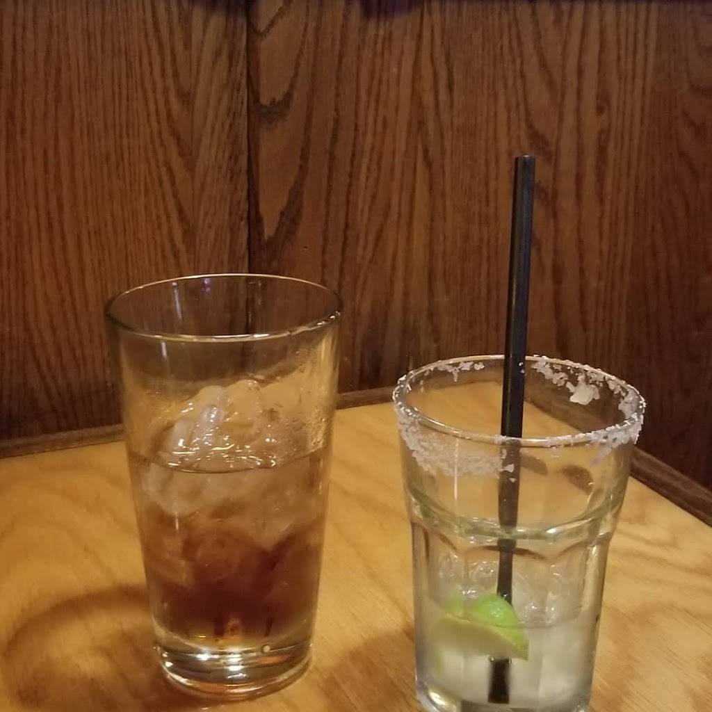 Fitzgeralds Irish Pub | restaurant | 19171 Magnolia St #12, Huntington Beach, CA 92646, USA | 7149684523 OR +1 714-968-4523