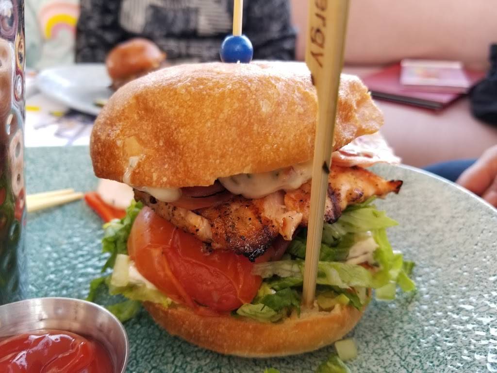 Lamplight Lounge | restaurant | 1313 Disneyland Dr, Anaheim, CA 92802, USA | 7147814636 OR +1 714-781-4636