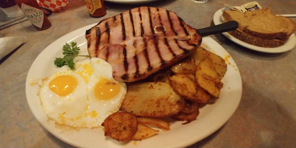 Chuck Wagon Restaurant | restaurant | 5288 Boulder Hwy, Las Vegas, NV 89122, USA | 7024359170 OR +1 702-435-9170