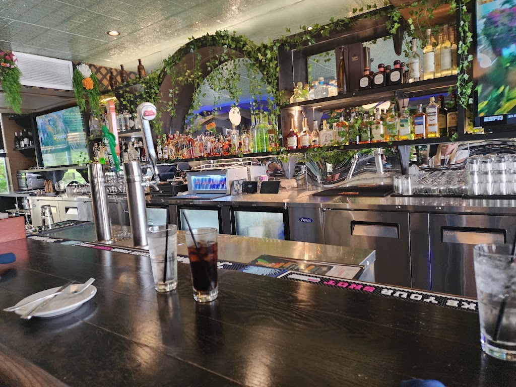 The Tavern at Metropole Hotel | restaurant | 635 Collins Ave Suite 101, Miami Beach, FL 33139, USA | 3056720009 OR +1 305-672-0009