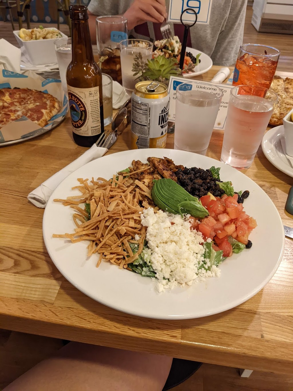 Luna Cafe + Mercantile | restaurant | 2525 Ashland St, Ashland, OR 97520, USA | 5414823372 OR +1 541-482-3372