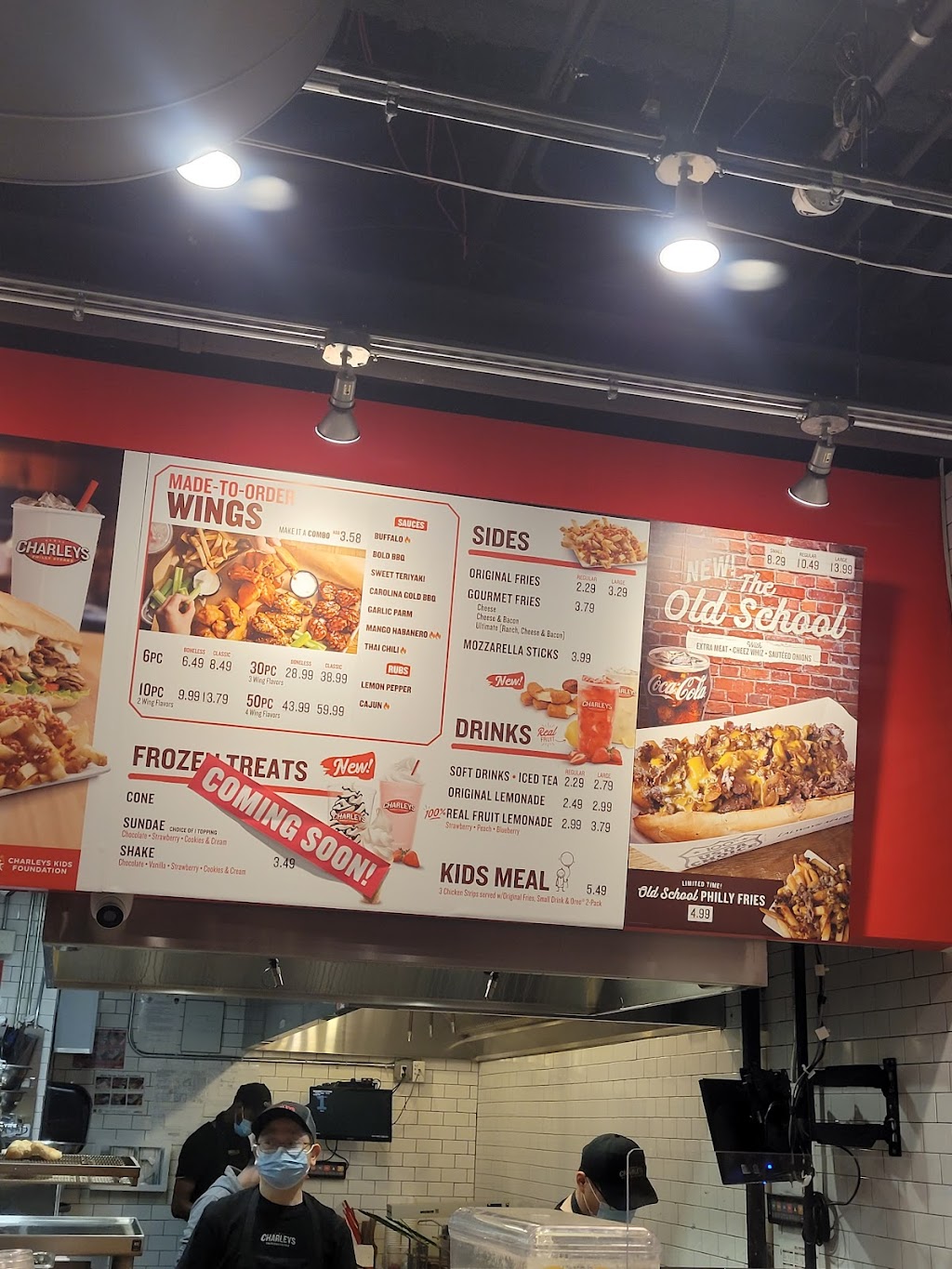 Charleys Cheesesteaks and Wings | restaurant | 815 Hutchinson River Pkwy, Bronx, NY 10465, USA | 3472937421 OR +1 347-293-7421