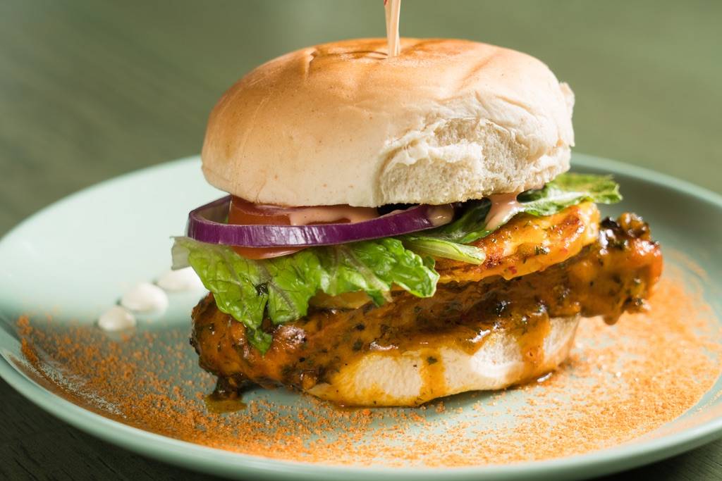 Frangos Peri Peri Queens | restaurant | 23316 Hillside Avenue, Queens, NY 11427, USA | 7187763776 OR +1 718-776-3776