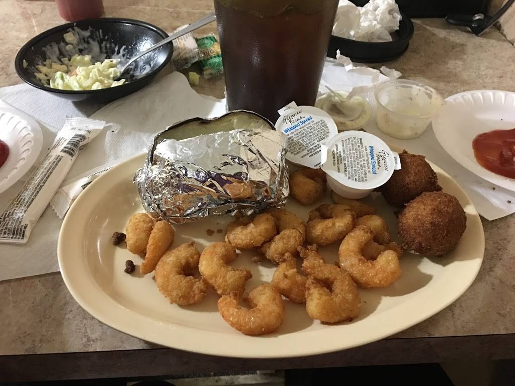 Sandras Seafood Restaurant | restaurant | 4644 US-80, Ellabell, GA 31308, USA | 9128583488 OR +1 912-858-3488