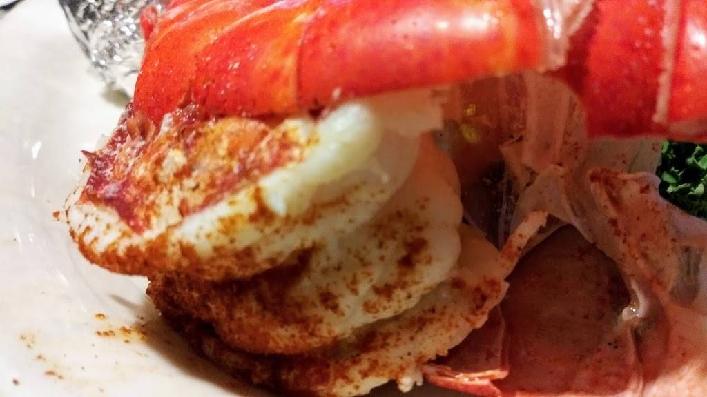 Lucys Bar & Grill | restaurant | 3227 Civic Center Dr, North Las Vegas, NV 89030, USA | 7023993297 OR +1 702-399-3297