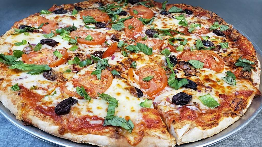 Lentinis Public House | restaurant | 32456 Gratiot Ave, Roseville, MI 48066, USA | 5862043376 OR +1 586-204-3376