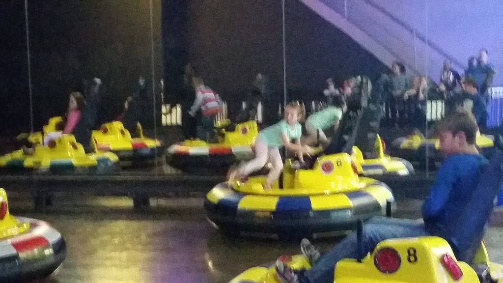 Lanes Trains And Automobiles | restaurant | 450 Butler Dr, Murfreesboro, TN 37127, USA | 6158903999 OR +1 615-890-3999