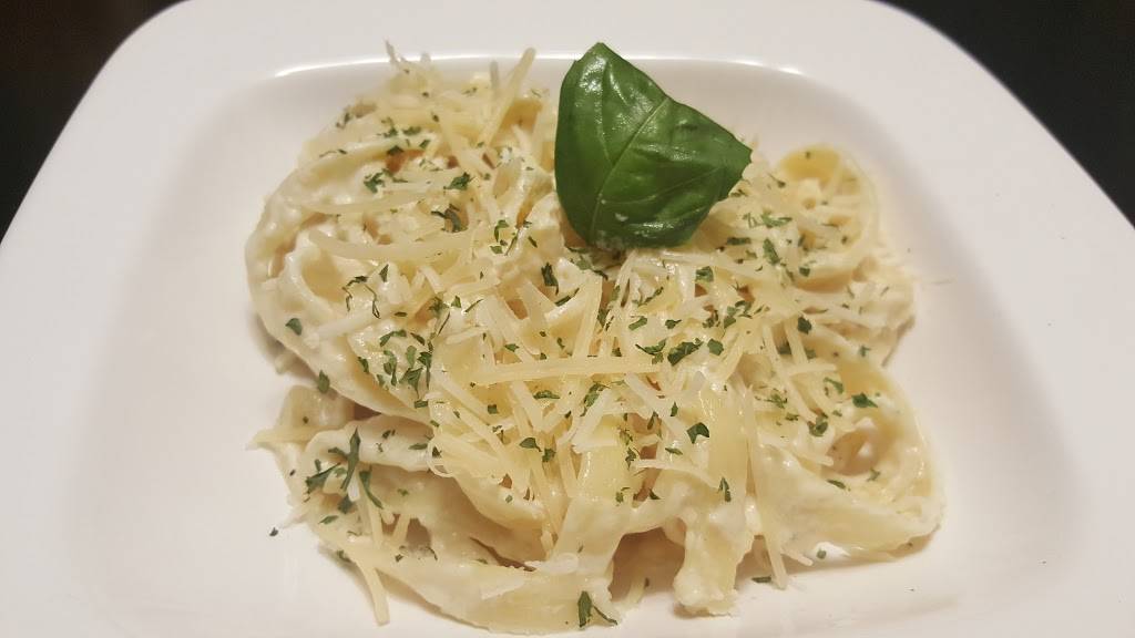 Trattoria Di Vakis | restaurant | 1940 N 30th Rd #126, Hollywood, FL 33021, USA | 7869250929 OR +1 786-925-0929