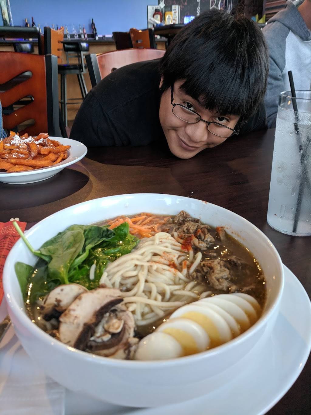 Ybar & Bistro | restaurant | 2941 Howard St, Kalamazoo, MI 49006, USA | 2692164260 OR +1 269-216-4260