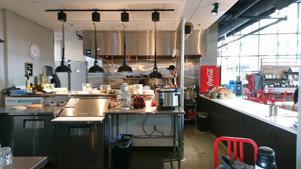 Chewology | restaurant | 8750 Penrose Ln, Lenexa, KS 66219, USA | 9136249830 OR +1 913-624-9830