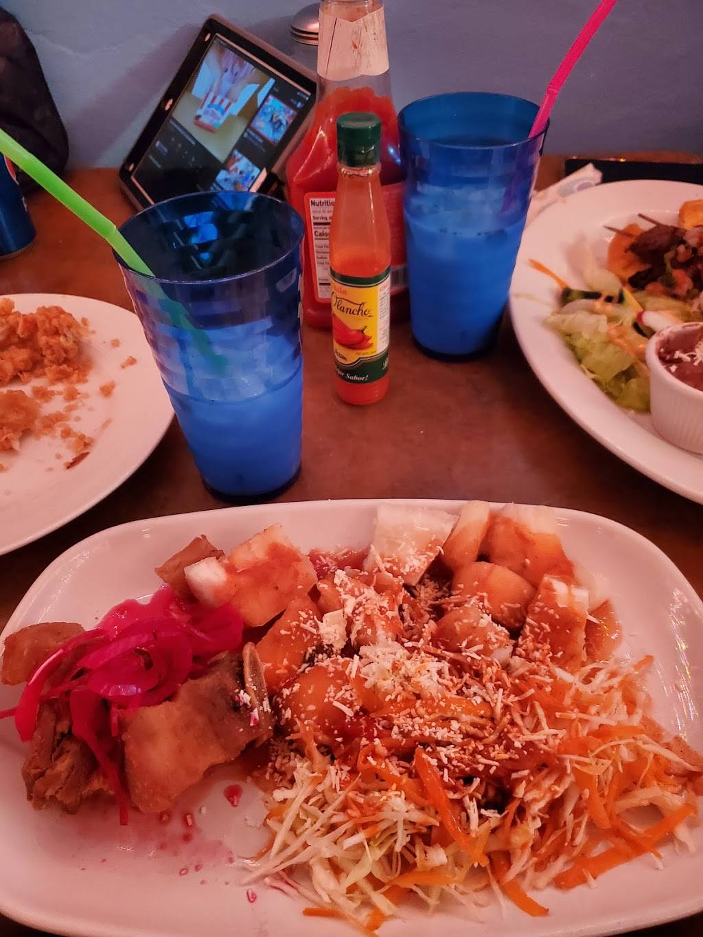 El Hondureño Restaurante | restaurant | 2832 Fairmount Ave, Atlantic City, NJ 08401, USA | 6095414158 OR +1 609-541-4158