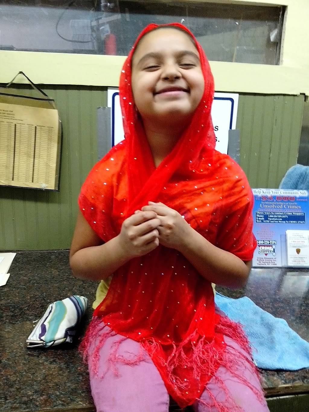 Marias Famous Pizza Chicken & ribs | restaurant | 1044 New York Ave # C, Huntington Station, NY 11746, USA | 6313511353 OR +1 631-351-1353