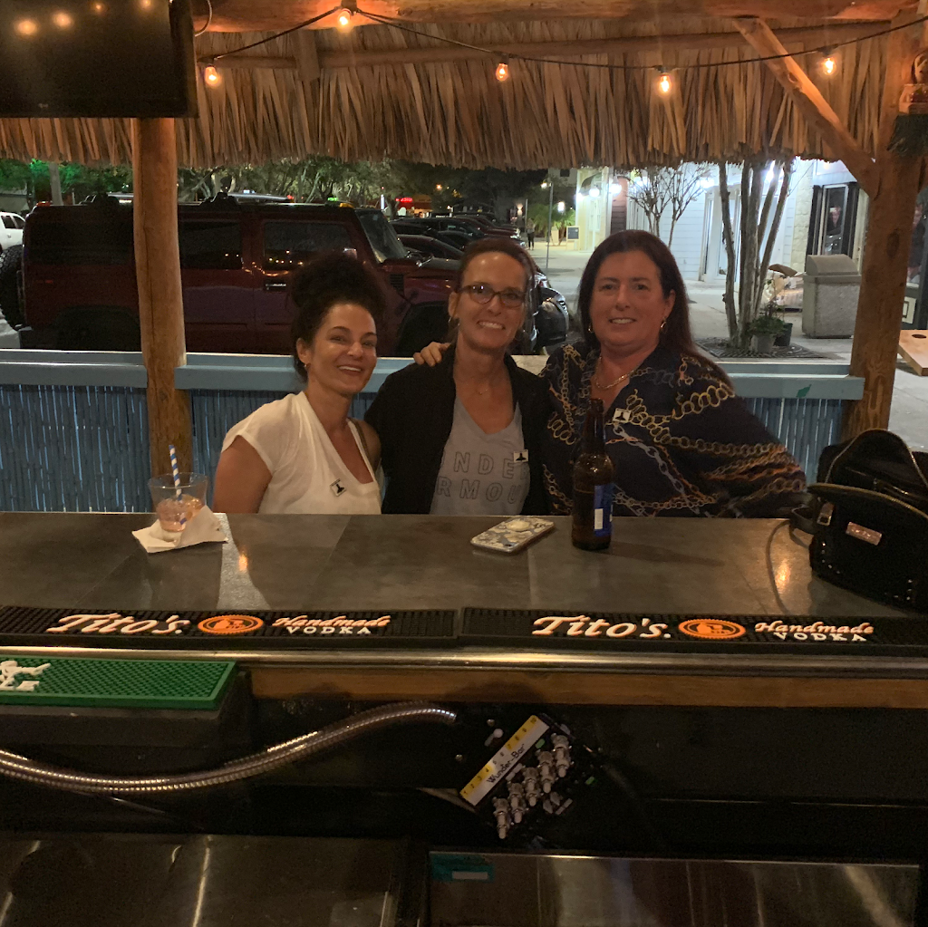 Twisted Turtle Grill and Bar | restaurant | 11742 N Dale Mabry Hwy, Tampa, FL 33618, USA | 8134438258 OR +1 813-443-8258