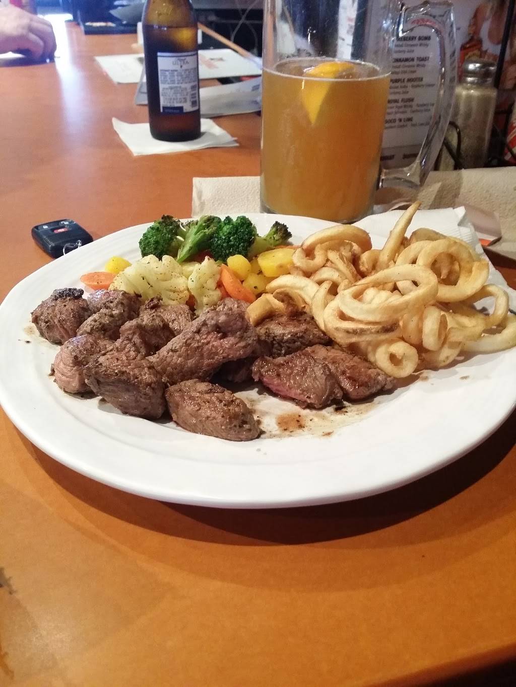 Hooters | meal takeaway | 8050 Kingston Pike, Knoxville, TN 37919, USA | 8656944668 OR +1 865-694-4668