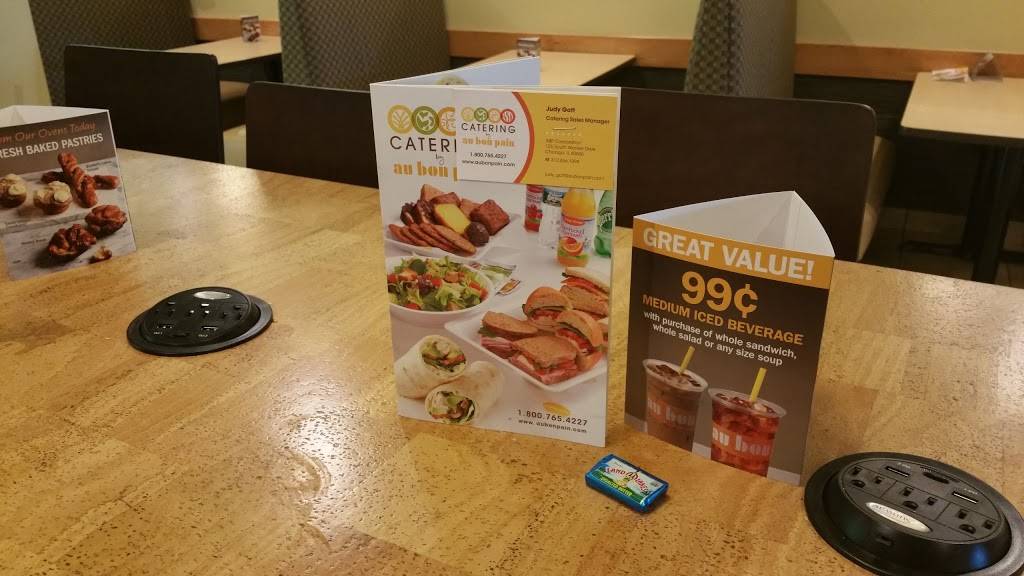 Au Bon Pain | cafe | 1775 Dempster Street, Park Ridge, IL 60068, USA | 8476922352 OR +1 847-692-2352