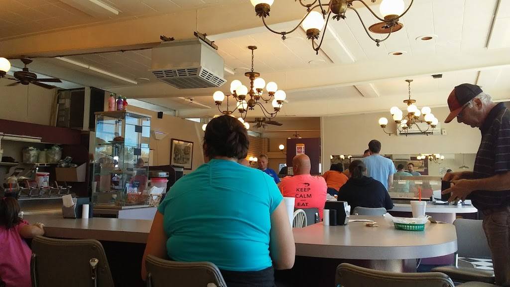 Mayberrys Restaurant | restaurant | 698 S Scales St, Reidsville, NC 27320, USA | 3363423277 OR +1 336-342-3277