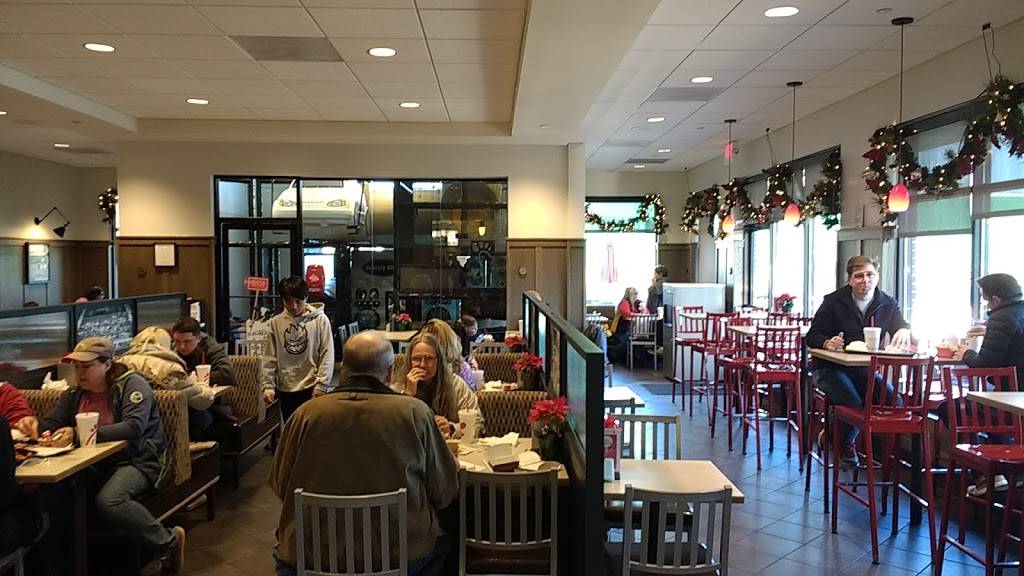 Chick-fil-A Annapolis FSR | restaurant | 2025 Somerville Rd, Annapolis, MD 21401, USA | 4102660008 OR +1 410-266-0008