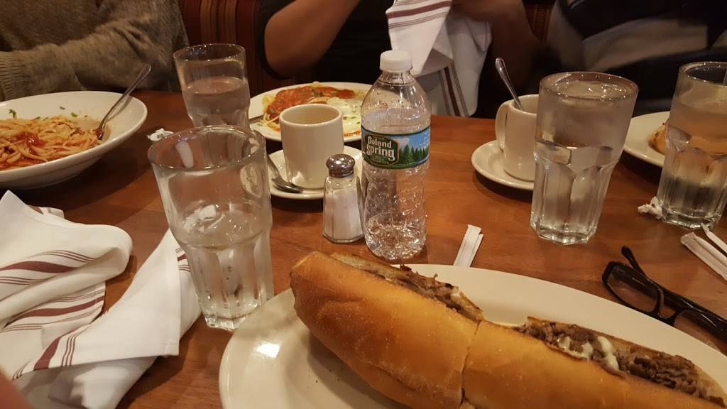 Trattoria Ravello | restaurant | 272 Texas Rd, Old Bridge, NJ 08857, USA | 7325613434 OR +1 732-561-3434