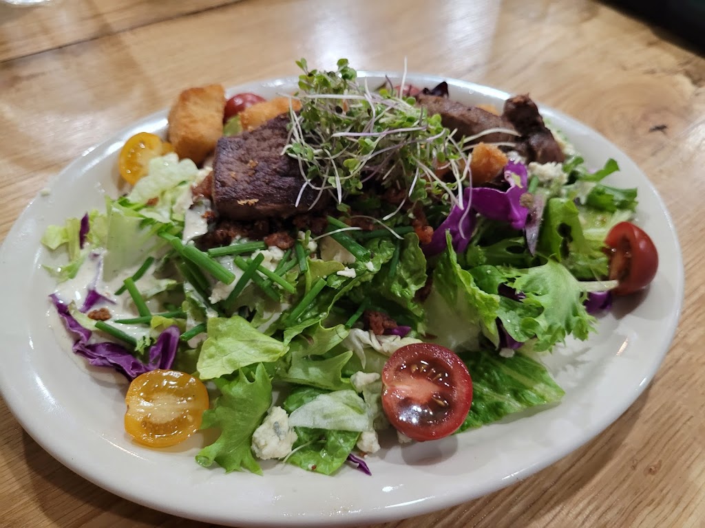 Filos Tavern | restaurant | 115 1st Ave NE, Winchester, TN 37398, USA | 9319158287 OR +1 931-915-8287