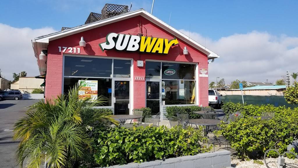 Subway Restaurants | restaurant | 17211 Beach Blvd, Huntington Beach, CA 92647, USA | 7148474575 OR +1 714-847-4575