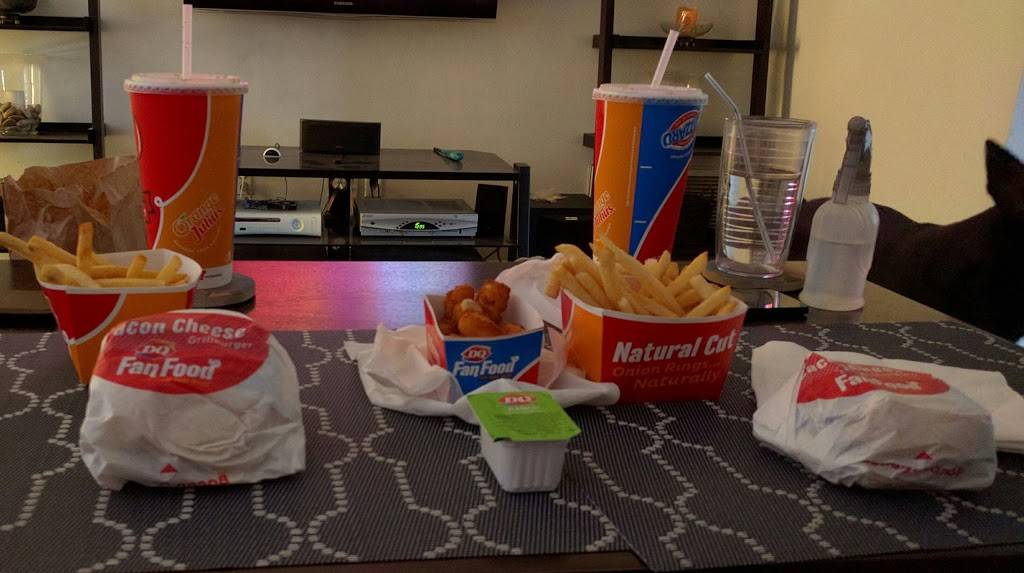 Dairy Queen Grill & Chill | restaurant | 1688 Main St, Dunedin, FL 34698, USA | 7276482434 OR +1 727-648-2434